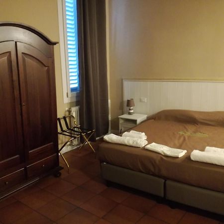 Piazza San Domenico Rooms - Bedinbolognacentro Zewnętrze zdjęcie