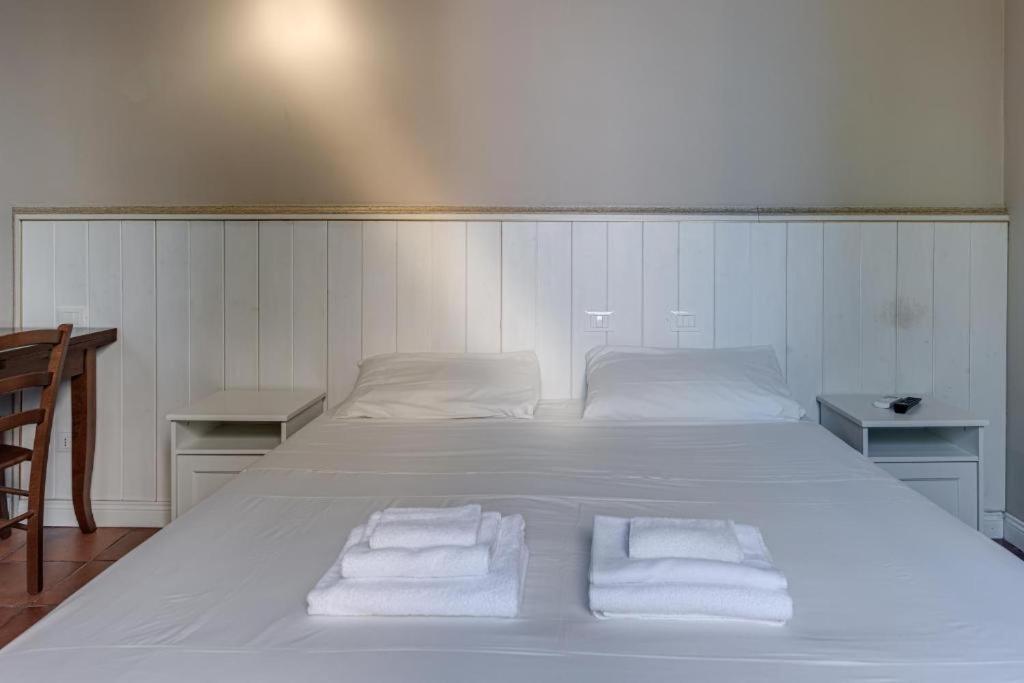 Piazza San Domenico Rooms - Bedinbolognacentro Zewnętrze zdjęcie